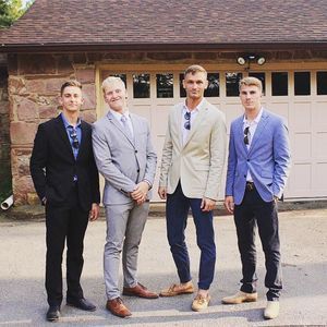 Meet your Posher, Cody